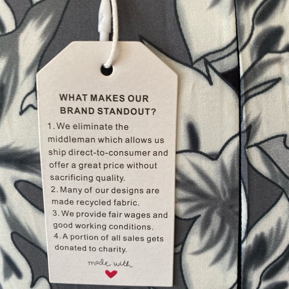 made with ❤️ FLORAL 🖤BLACK & WHITE🤍SLEEVELESS  DRESS  SIZE EXTRA SMALL🌟NWT🌟 - Picture 11 of 14